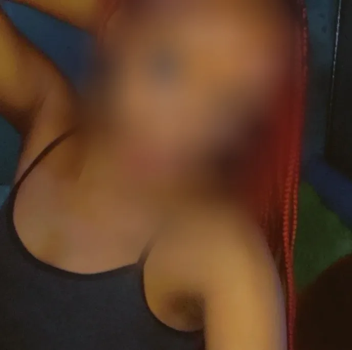 Chiara, 23