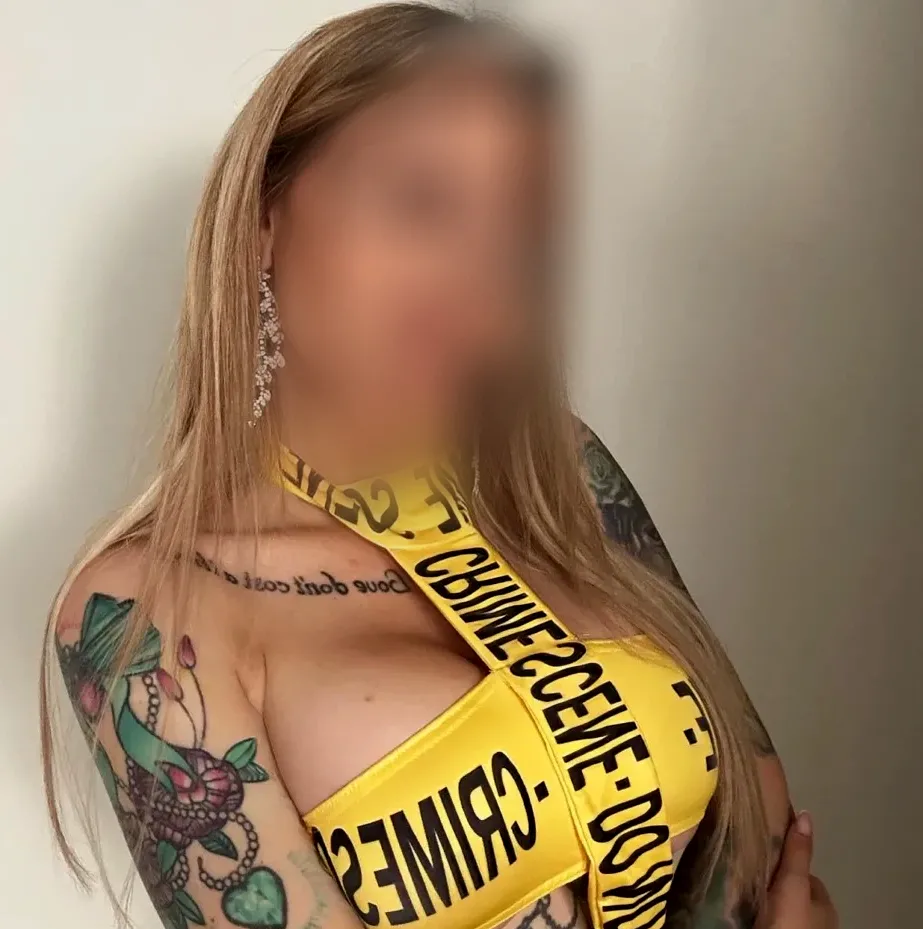 Isabell, 33