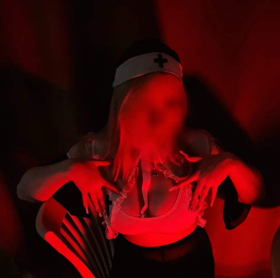 Jessica, 19