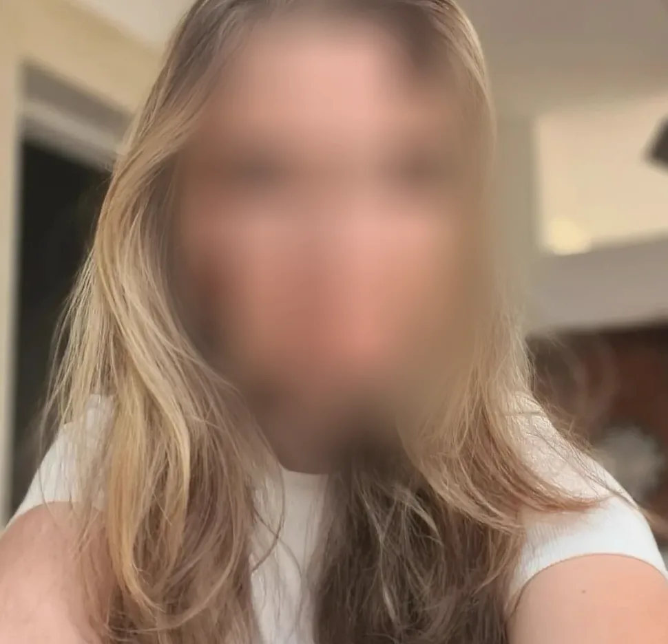 Saskia, 22