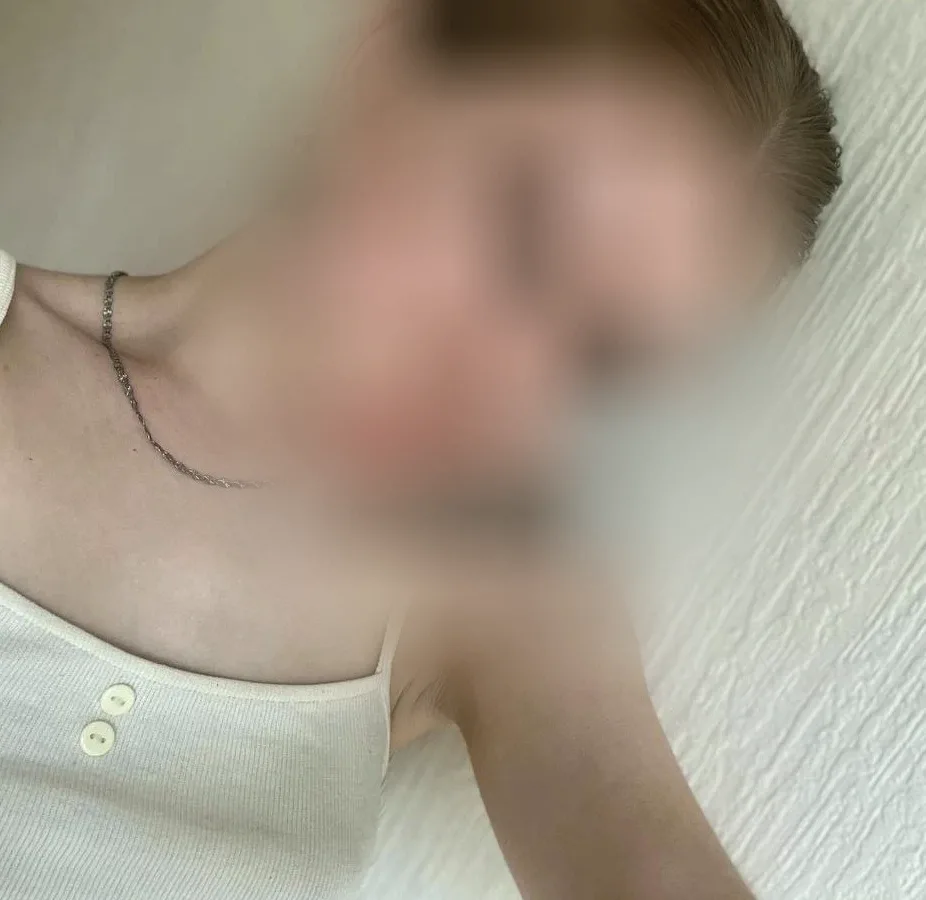 Svenja, 24